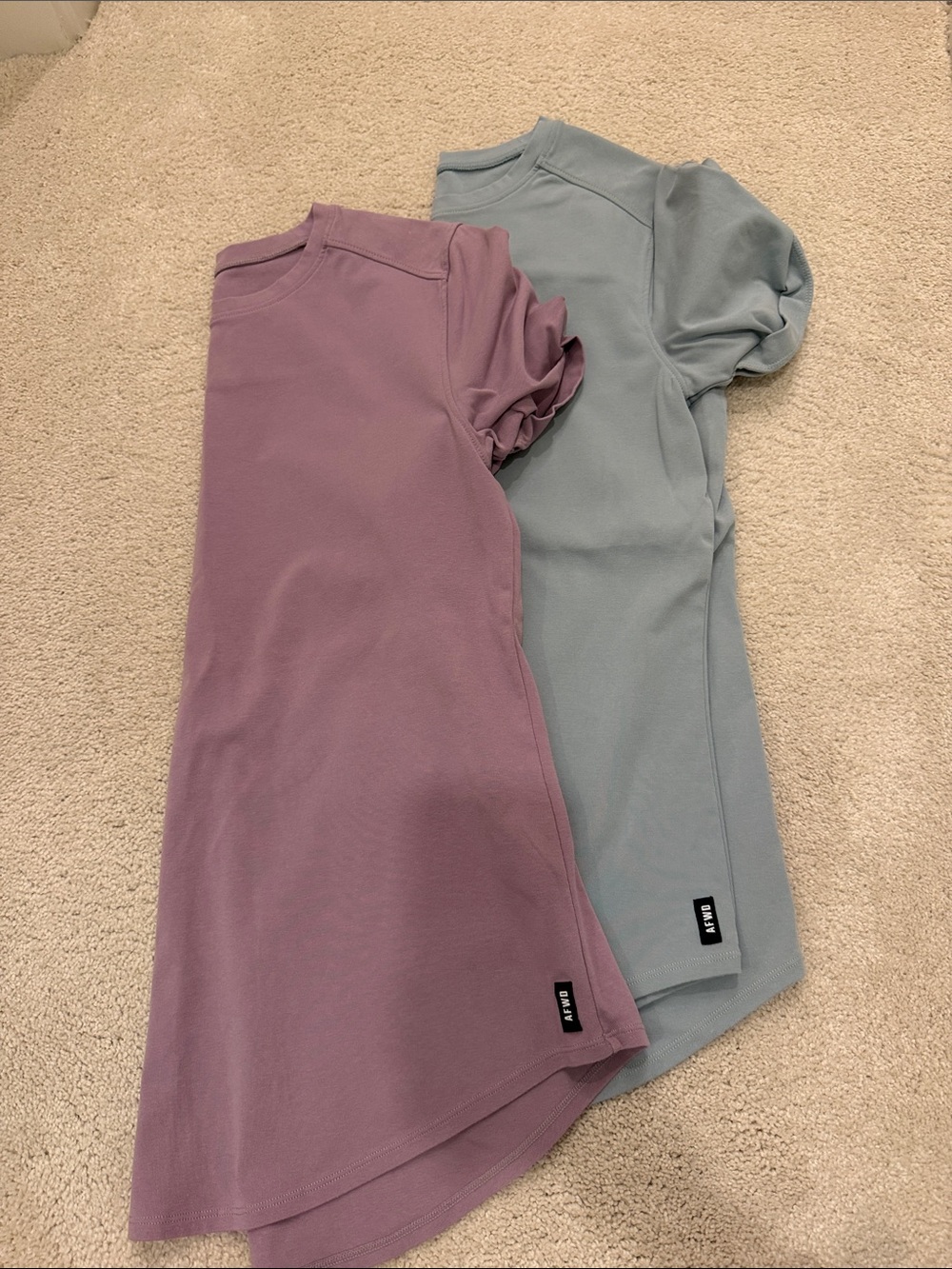 Women's Short Sleeve Tunic Tee in Mauve and Sage by